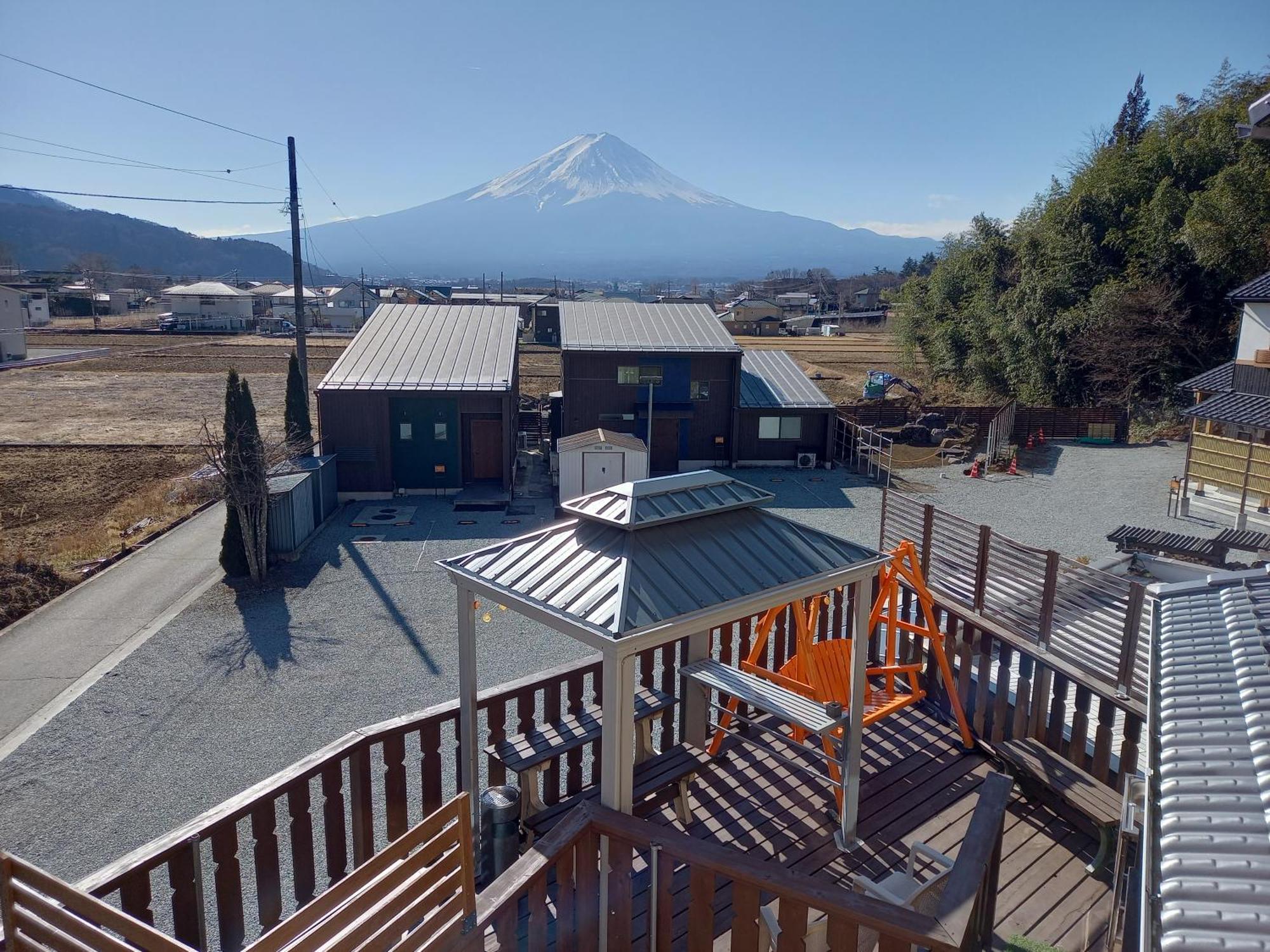Orange Cabin Inn Far From Station Fujikawaguchiko Exterior foto