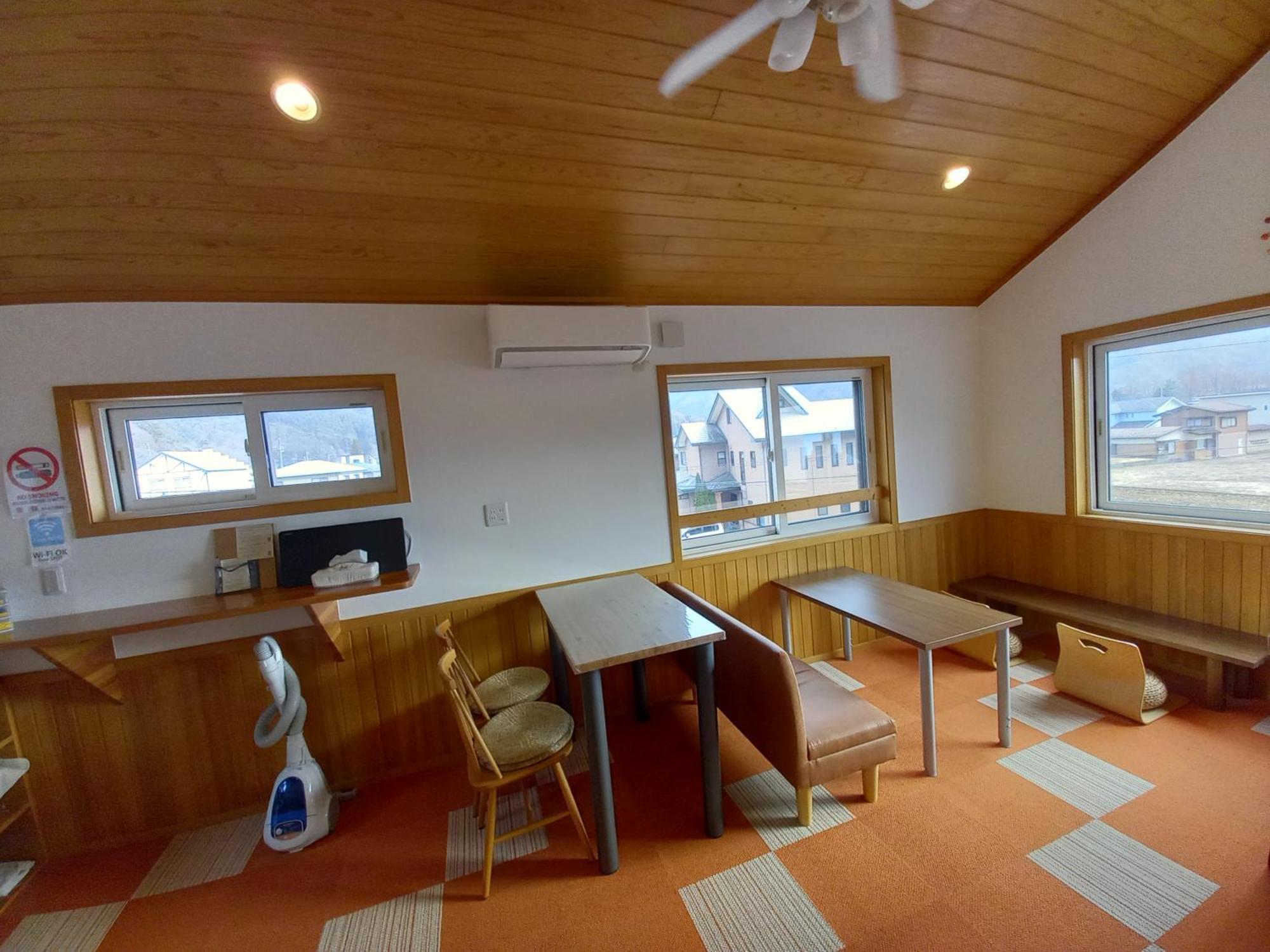 Orange Cabin Inn Far From Station Fujikawaguchiko Exterior foto